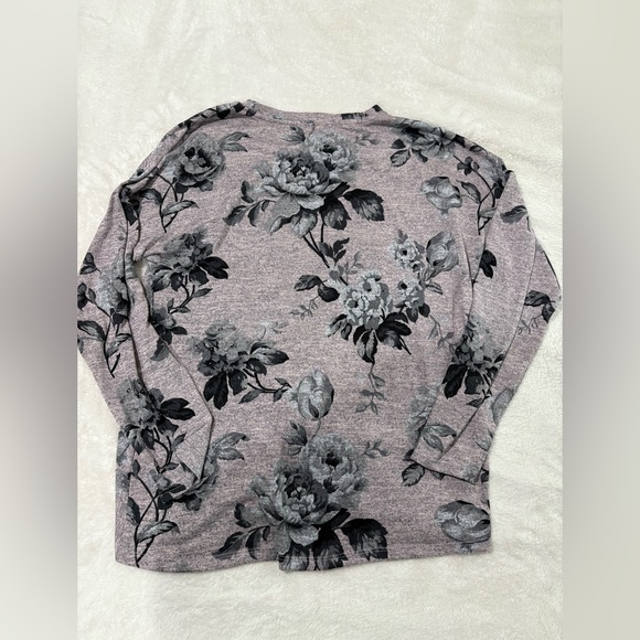 Ricki's Plum and Gray Floral Office Causual Top Size XL - Picture 3 of 7